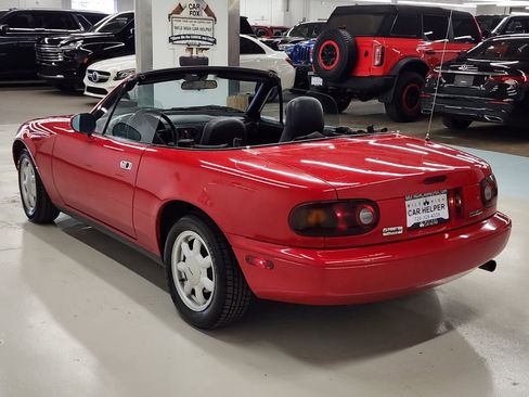 Used 1990 MAZDA MX-5 Miata image 15