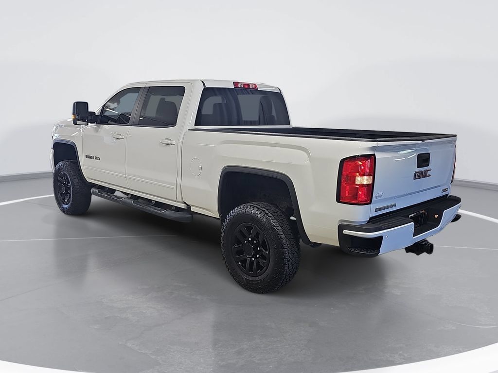Used 2018 GMC Sierra 2500 SLT w/ All Terrain HD Package AWD/4WD image 6