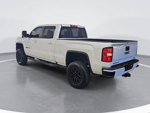 Used 2018 GMC Sierra 2500 SLT w/ All Terrain HD Package AWD/4WD image 6