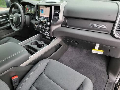 New 2026 RAM 1500 Big Horn AWD/4WD image 24