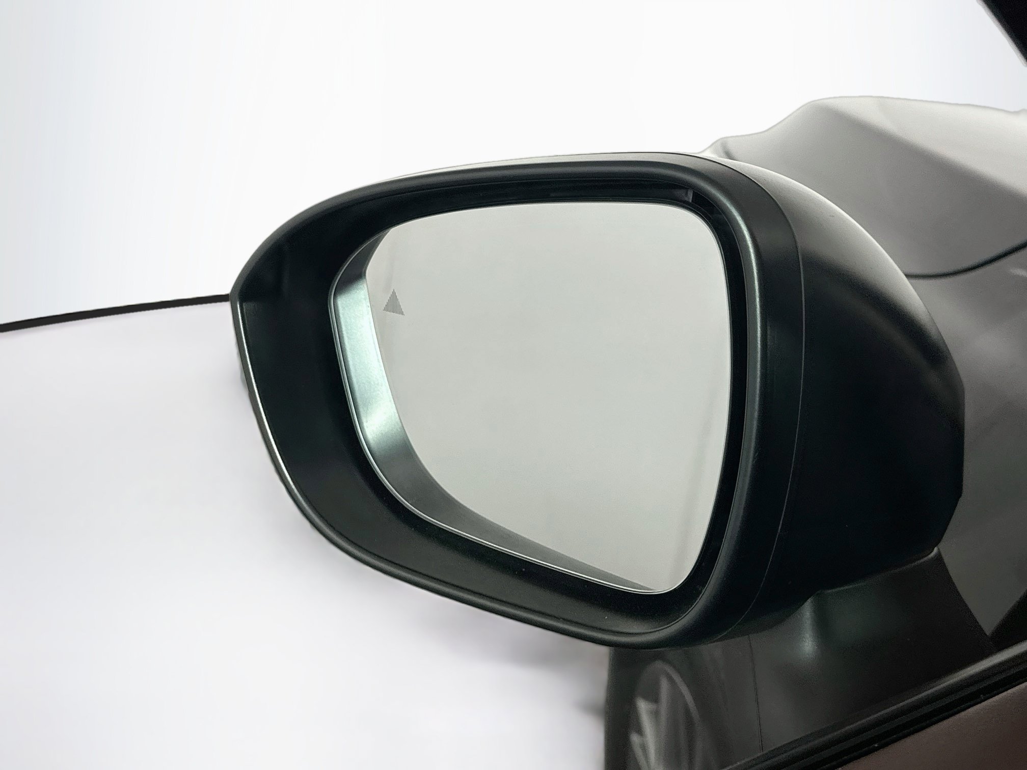 Used 2023 Nissan Rogue S FWD image 16