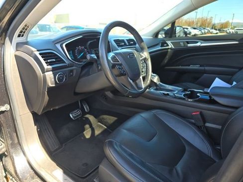 Used 2014 Ford Fusion Titanium image 17