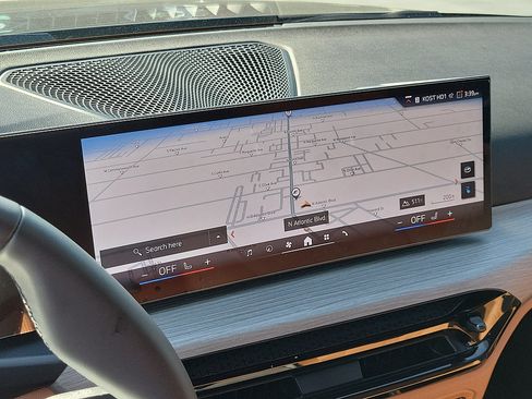Used 2025 BMW i4 eDrive40 w/ Parking Assistance Package RWD image 28