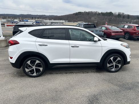 Used 2016 Hyundai Tucson Limited w/ Option Group 03 image 6