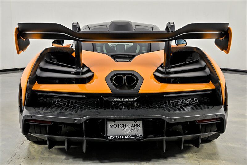 Used 2019 McLaren Senna RWD image 14