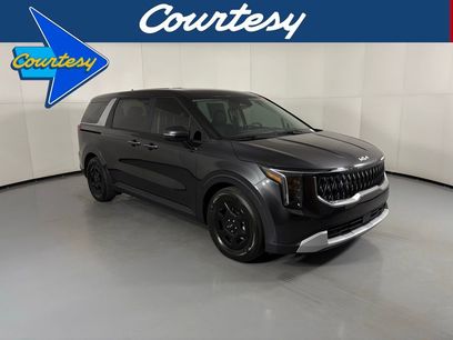 New 2026 Kia Carnival