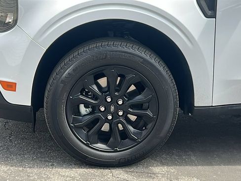 Certified 2024 Ford Maverick XLT w/ XLT Luxury Package FWD image 7