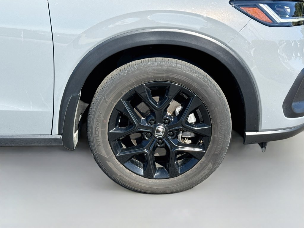 Used 2025 Honda HR-V Sport image 25