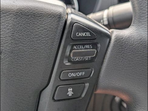 Used 2022 Nissan Frontier S w/ Technology Package AWD/4WD image 18