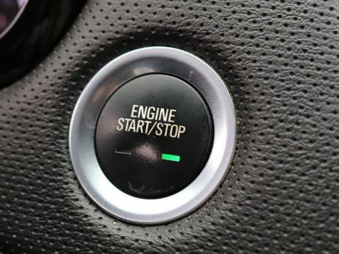 Used 2017 Cadillac XT5 FWD image 15