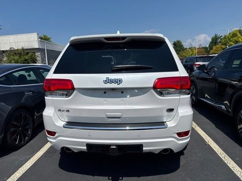 Used 2020 Jeep Grand Cherokee Overland AWD/4WD image 3
