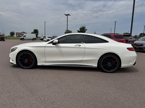 Used 2015 Mercedes-Benz S 550 4MATIC Coupe w/ Sport Package image 8