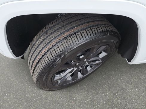 New 2026 Jeep Grand Cherokee L Limited image 35