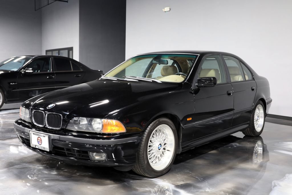 Used 2000 BMW 528i Sedan RWD image 3