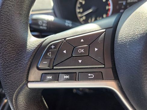 Used 2023 Nissan Altima 2.5 SV image 29