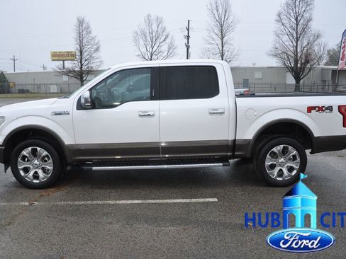 Used 2017 Ford F150 Lariat w/ Equipment Group 502A Luxury image 2