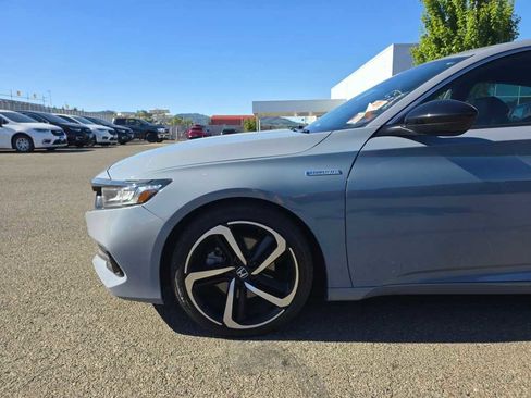 Used 2022 Honda Accord Sport image 6