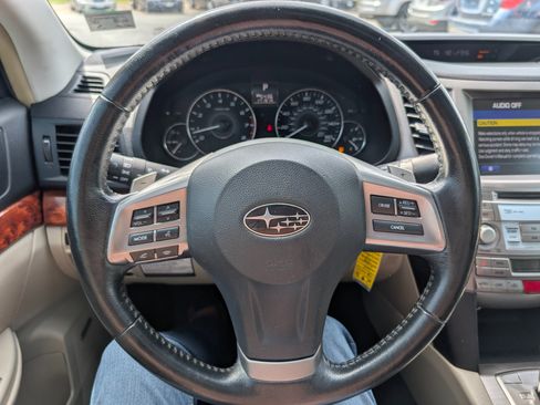 Used 2012 Subaru Legacy 3.6R Limited image 19