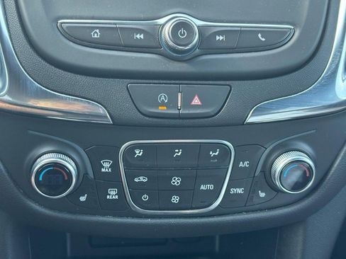 Used 2024 Chevrolet Equinox LT w/ LPO, Floor Liner Package image 22