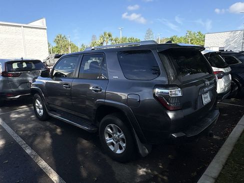 Used 2016 Toyota 4Runner SR5 image 5