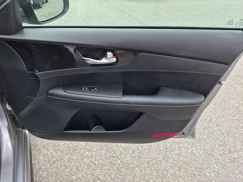 Used 2024 Kia Forte GT-Line FWD image 33
