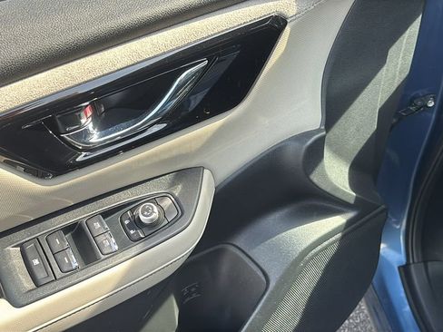 Used 2025 Subaru Forester Limited AWD/4WD image 14