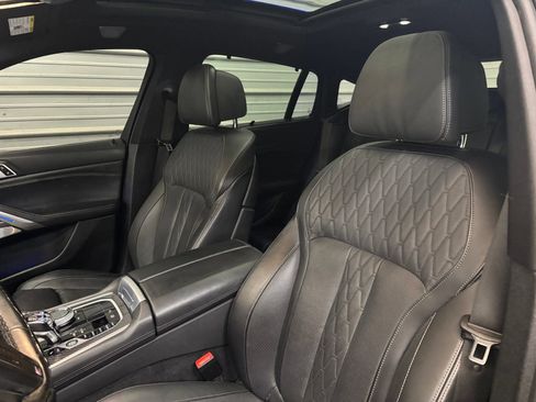 Used 2021 BMW X6 M50i w/ Executive Package AWD/4WD image 9