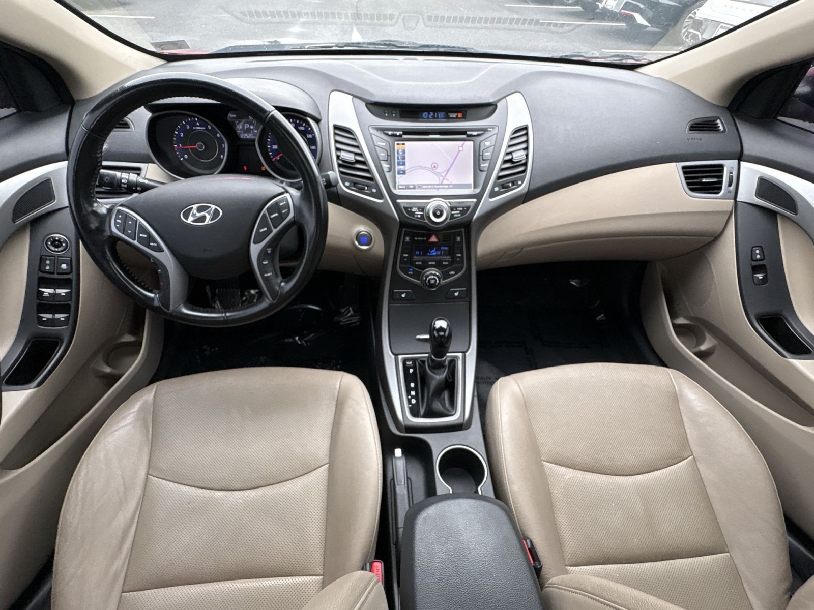 Used 2015 Hyundai Elantra Limited w/ Option Group 05 FWD image 23