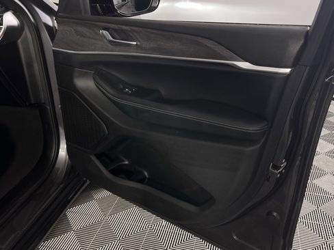 Certified 2024 Jeep Grand Cherokee L Limited w/ Luxury Tech Group II image 34