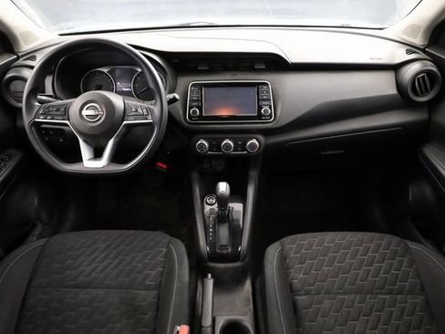 Used 2022 Nissan Kicks S image 14