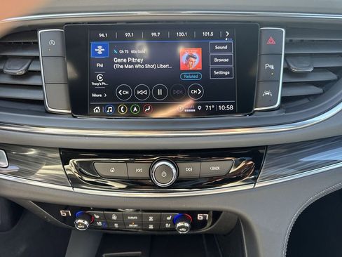 Certified 2024 Buick Enclave Premium image 13