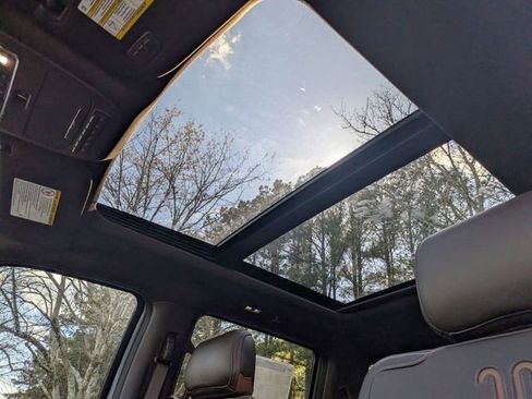 New 2026 Ford F250 King Ranch w/ Chrome Package AWD/4WD image 21