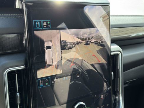 New 2026 GMC Yukon XL Elevation w/ Elevation Premium Package RWD image 15