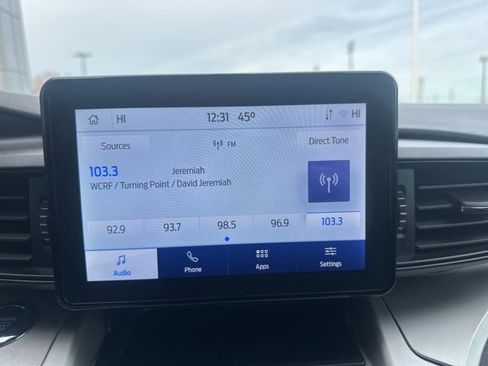 Used 2022 Ford Explorer XLT image 25