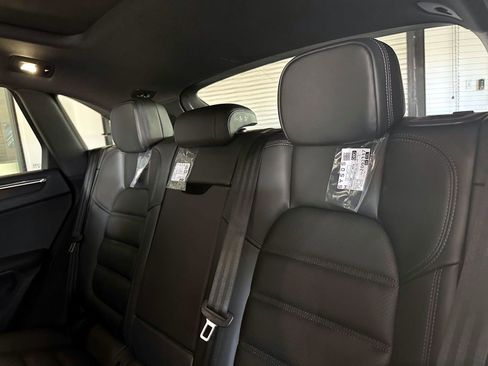 New 2026 Porsche Macan GTS image 14