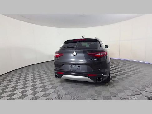 Used 2020 Alfa Romeo Stelvio Ti w/ Active Blind Spot Package AWD/4WD image 40