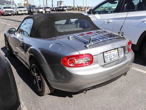 Used 2010 MAZDA MX-5 Miata Sport image 6