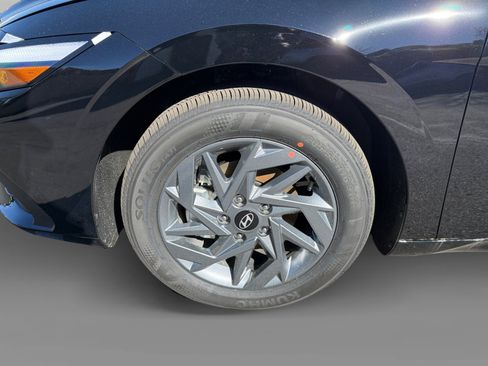 New 2026 Hyundai Elantra Blue image 9