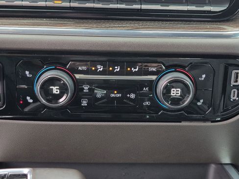 Used 2023 Chevrolet Silverado 1500 RST image 17