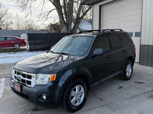 Used 2009 Ford Escape XLT image 7