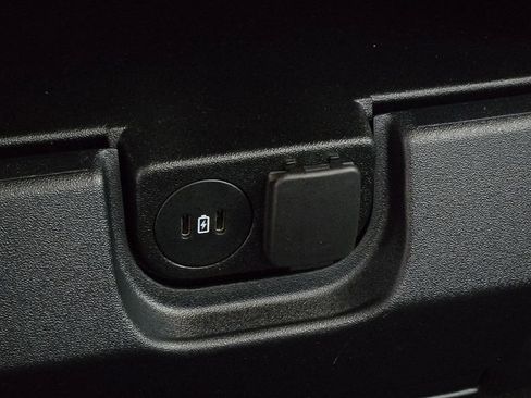 Used 2025 Ford F150 XLT w/ Equipment Group 301A Standard AWD/4WD image 9