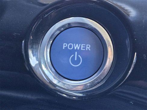 Used 2019 Toyota Prius Prime Advanced image 22