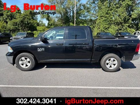 Used 2021 RAM 1500 Classic SLT AWD/4WD image 7