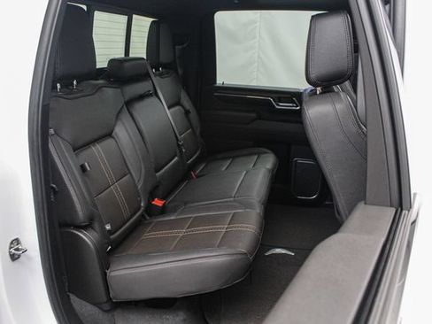 Certified 2024 Chevrolet Silverado 2500 High Country AWD/4WD image 16