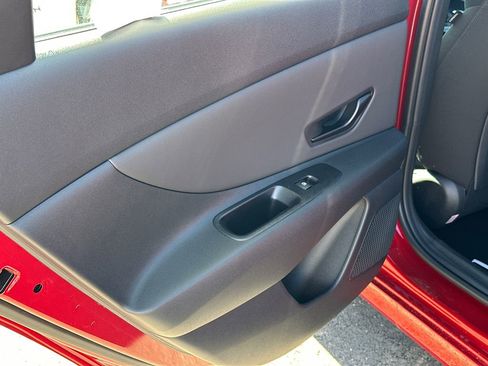 New 2025 Hyundai Elantra Sport image 21