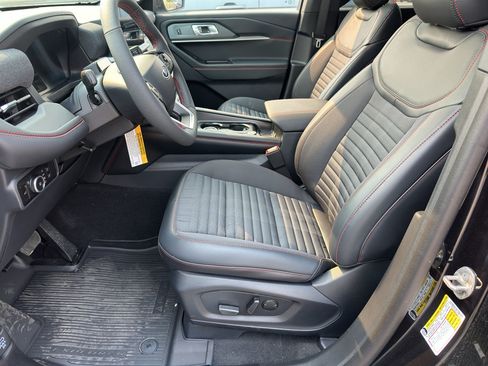 New 2026 Ford Explorer ST-Line w/ ST-Line Street Pack AWD/4WD image 10