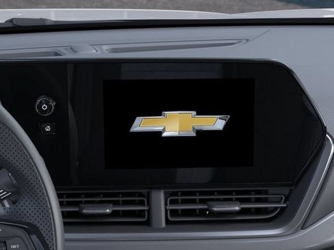 New 2026 Chevrolet Trax LS FWD image 20