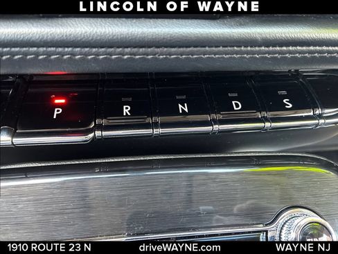 Certified 2023 Lincoln Nautilus AWD w/ Premium Package image 21