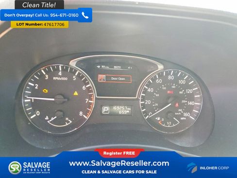 Used 2013 Nissan Pathfinder Platinum w/ Platinum Premium Pkg image 12