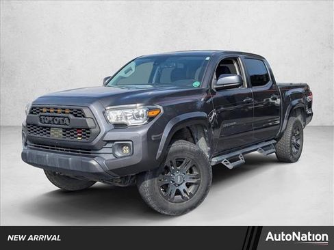 Used 2019 Toyota Tacoma SR5 image 1